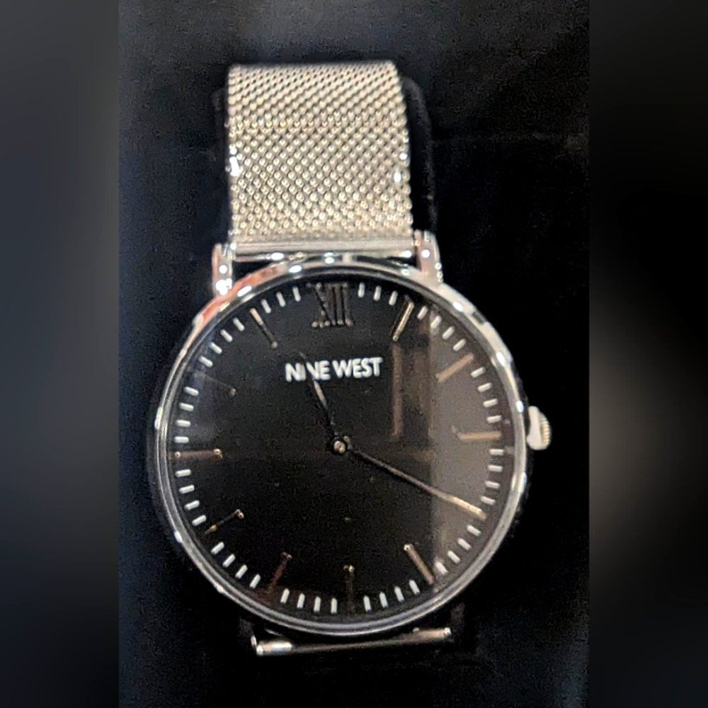 NEW Nine West Black and Silver Minimalist Watch